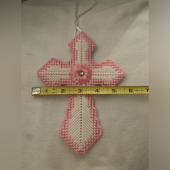 Six Handmade Crosses, Plastic Canvas With A Center Flower Embellishment - Picture 2 of 9